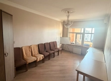 Satılır Sülh küçəsi