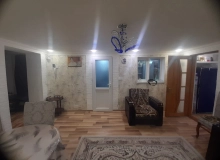 D. Bünyadzadə küçəsi