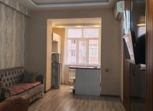 Satılır Zərifə Əliyeva küçəsi