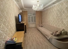 Biləcəri qəsəbəsi, Ağ Saray Şadlıq evinin yanı