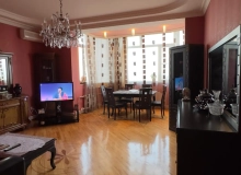 Satılır Zərdabi küçəsi