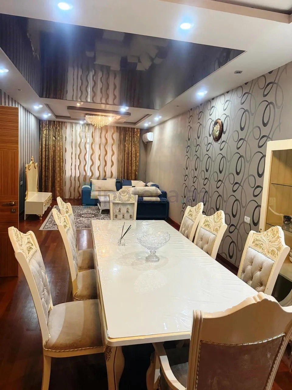 Gülarə Qədirbəyova küçəsi