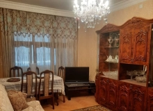 Satılır Məzahir Rüstəmov küçəsi