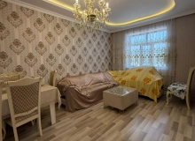 Satılır Abdulla Şaiq küçəsi