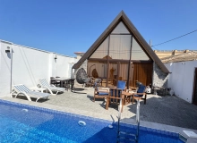 Şüvəlanda Bravo marketin arxası 2 mərtəbəli A FRAME