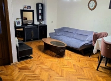 Satılır Əliyar Əliyev küçəsi