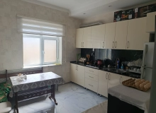 Satılır Saray