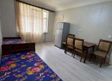 Cəmşid Naxçıvanski küçəsi