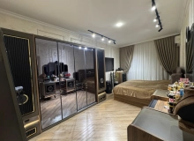 Cəfər Xəndan küçəsi