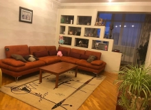 Satılır Zərdabi küçəsi