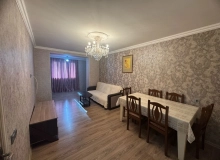 Satılır Şərifzadə küçəsi