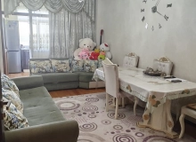 Satılır Əhməd Mehbaliyev küçəsi