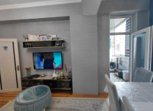 Satılır Şərifzadə küçəsi