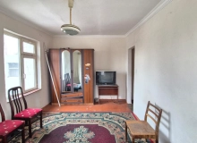 Satılır A.M.Şərifzadə küçəsi