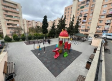 Satılır Yeni Günəşli , V massiivi