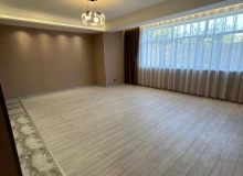 Binəqədi Gənclər Şəhərciyinin yanı