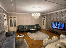 Mirzəbala Əhmədzadə küçəsi