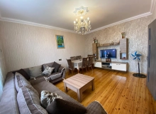 Satılır Polad Həşimov küçəsi