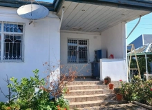 Polad Həşimovda (Naximov), hərbi məktəbə yaxın