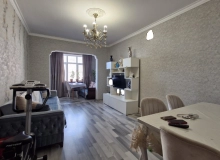 Satılır Əsəd Əhmədov küçəsi