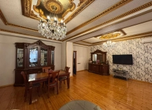 Satılır M. Cəlal küçəsi