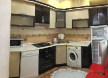 Adil Məmmədov küçəsi