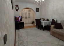 Satılır Cavanşir küçəsi