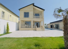 Bağ evi, Şüvəlan qəsəbəsində