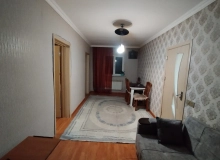 Satılır Polad Həşimov küçəsi