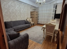 Satılır Xudu Məmmədov küçəsi