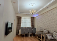 Satılır Zərifə Əliyeva küçəsi