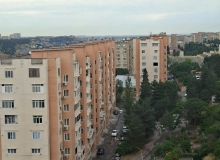 Satılır Yeni Günəşli qəsəbəsi, AB Massivi
