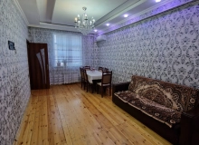 Satılır İstiqlaliyyət küçəsi