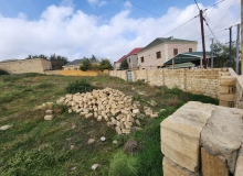 Satılır Şahmar Ələkbərov küçəsi