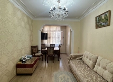 Satılır Həsən Əliyev küçəsi