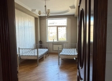 Satılır Məhəmməd Hadi küçəsi