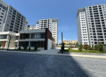 Satılır Şərifzadə küçəsi