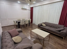 Satılır Həsən Əliyev küçəsi