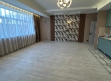 Binəqədi Gənclər Şəhərciyinin yanı