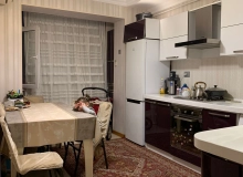 Satılır Məhəmməd Hadi küçəsi