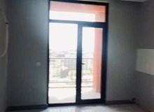 Satılır Cəfər Xəndan küçəsi