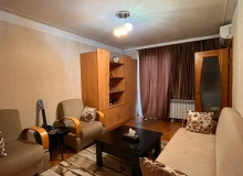 Satılır Afiyəddin Cəlilov küçəsi