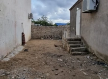 Satılır Buzovna qəsəbəsi