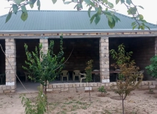 Satılır Saray qəsəbəsi