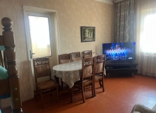 Satılır Bəhruz Nuruyev küçəsi