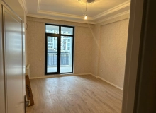 Sumqayıt Bulvarı, Bəyaz residence