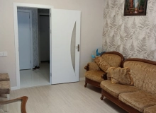 Qarayev metrosu, Bona Dea xəstəxanası yaxınlığı