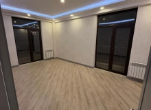 Satılır Cəfər Xəndan küçəsi