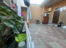 Xətai rayonu Polad Həşimov küçəsi