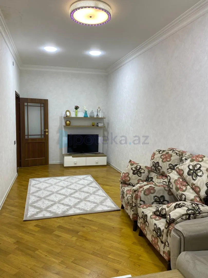 Xan Şuşinski küçəsi